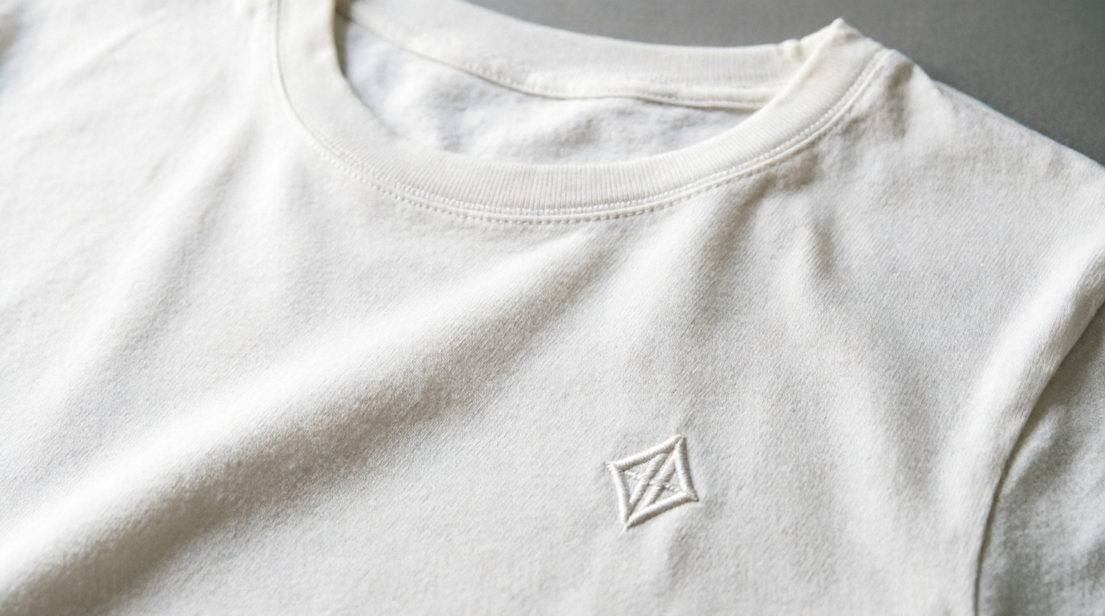 Round Neck T-Shirt - Image 2